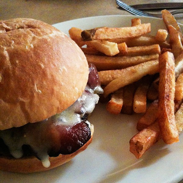 The Hil Burger & French Fries